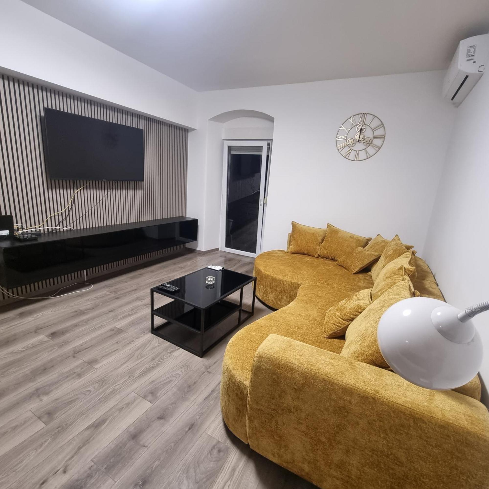Apartament Gaby In Center Of